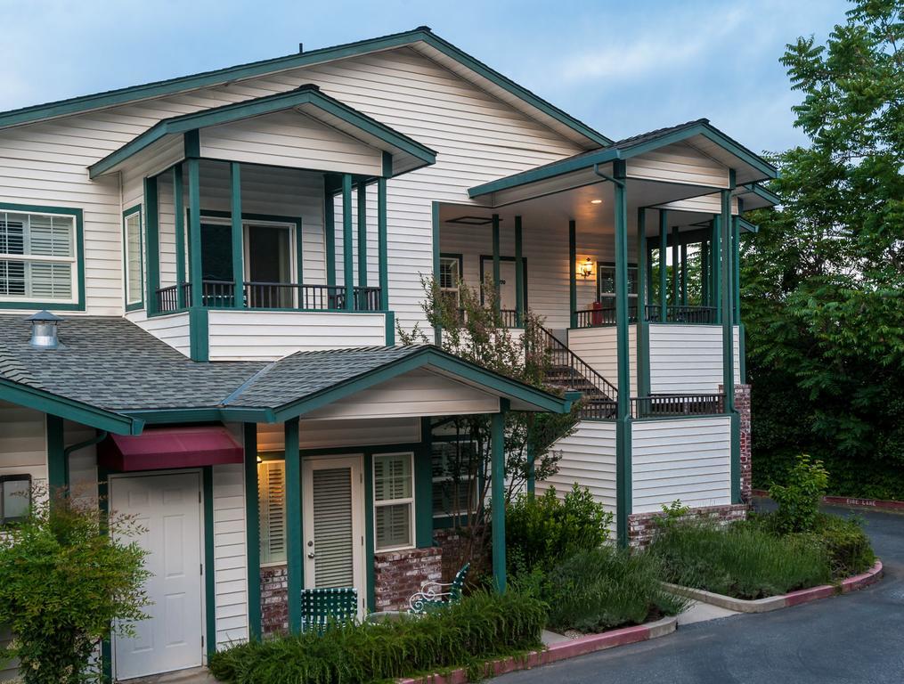 Grass Valley Courtyard Suites Экстерьер фото