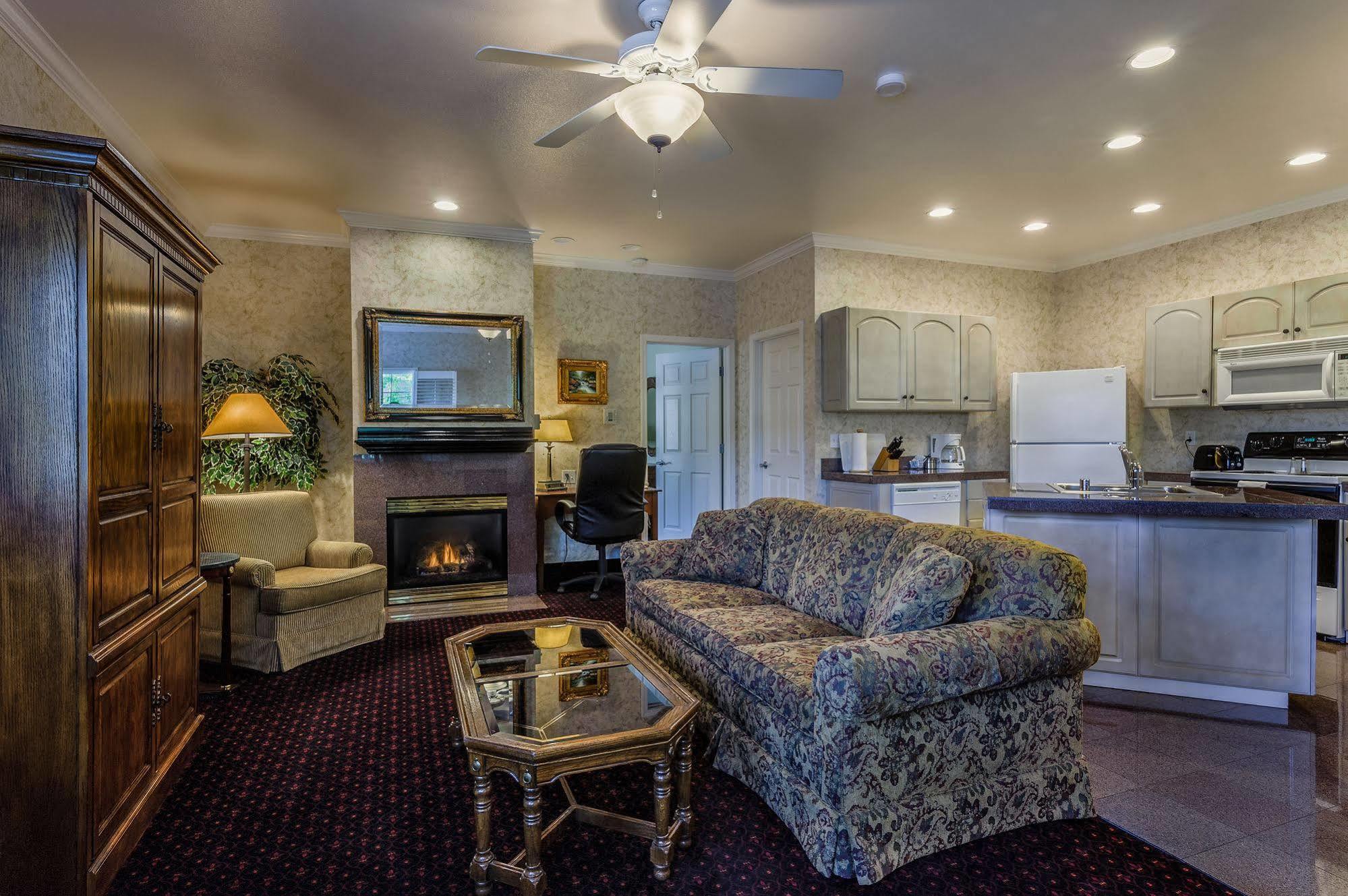 Grass Valley Courtyard Suites Экстерьер фото